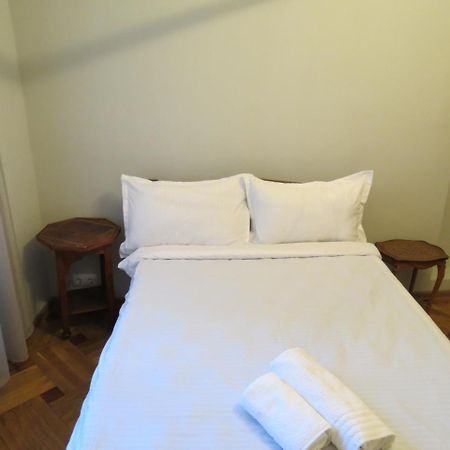 Three Rooms Apartment Tbilisi Exterior photo