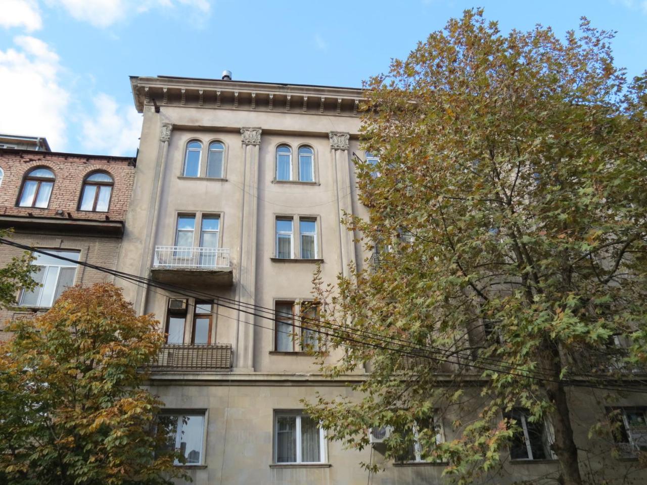 Three Rooms Apartment Tbilisi Exterior photo